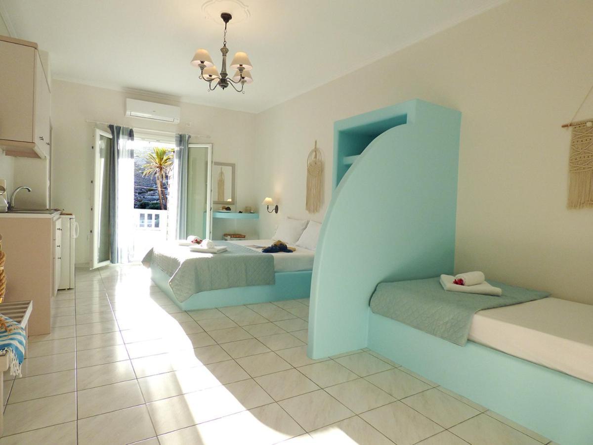Tasoula Guest House Adamantas  Екстериор снимка