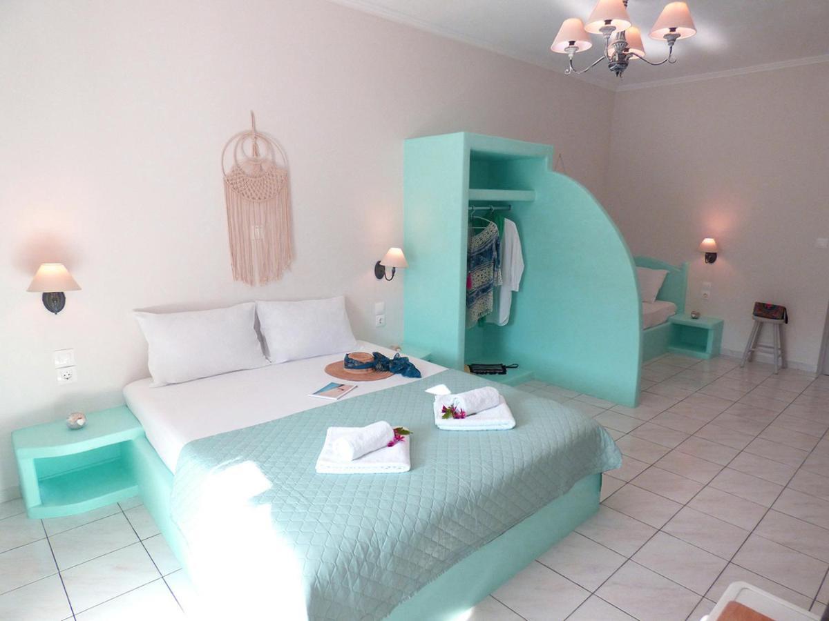 Tasoula Guest House Adamantas  Екстериор снимка