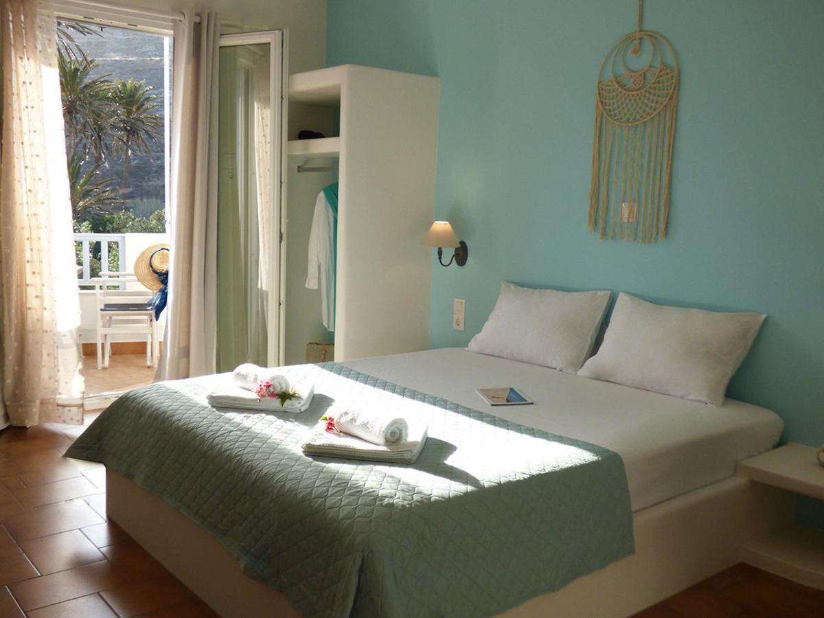 Tasoula Guest House Adamantas  Екстериор снимка