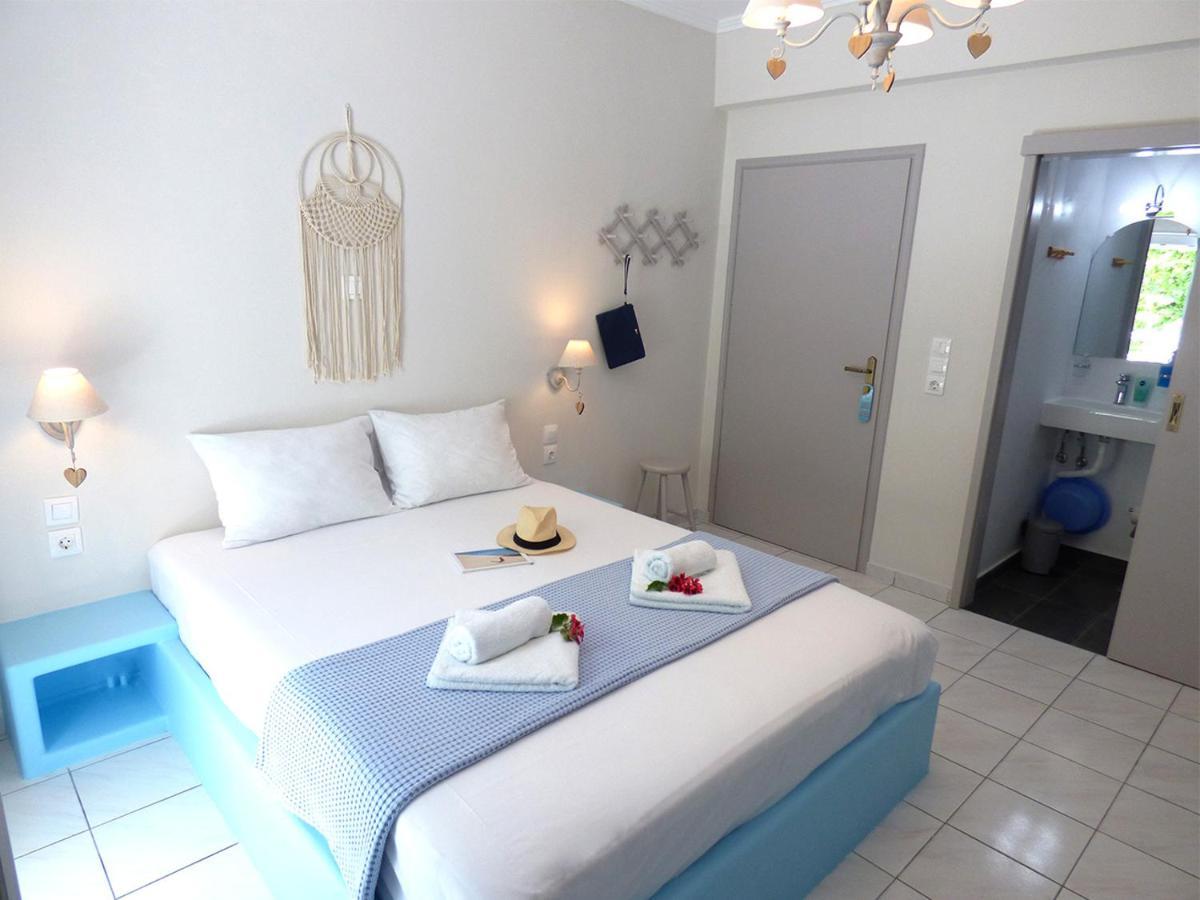 Tasoula Guest House Adamantas  Екстериор снимка