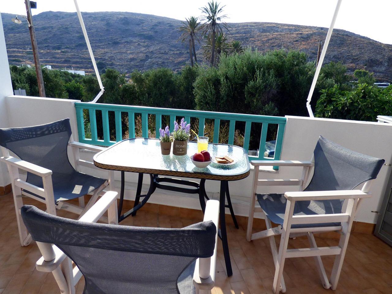 Tasoula Guest House Adamantas  Екстериор снимка